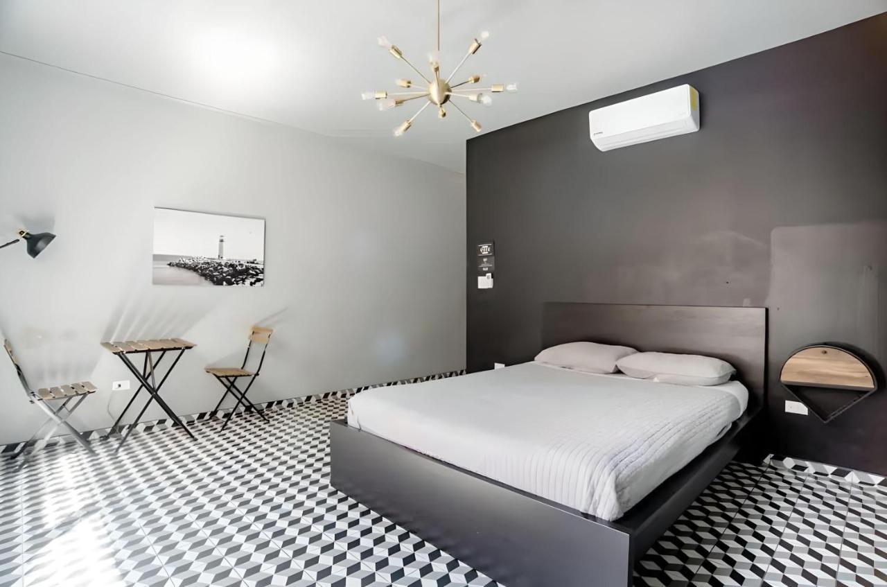 The Studios 22800 Ενσενάντα Εξωτερικό φωτογραφία